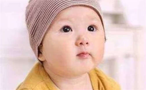 如何给2026年05月22日出生的黄姓女宝宝起个好名字？专业分析与建议